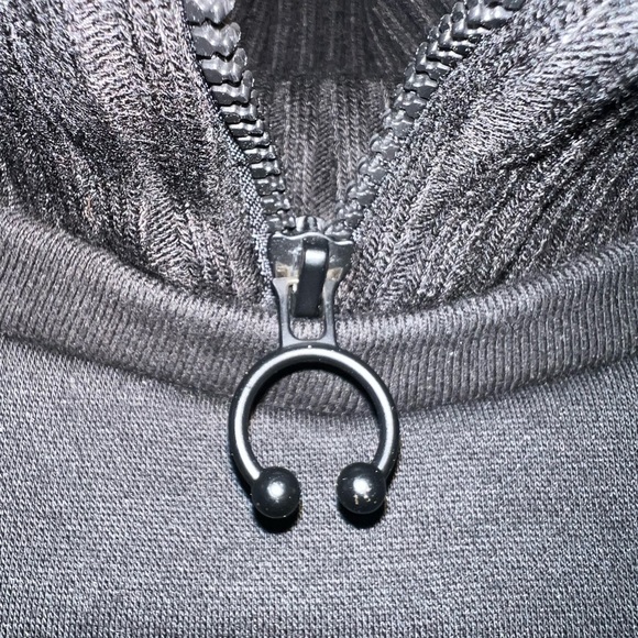 Puma sweatshirt - Picture 4 of 4